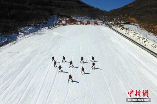 滑雪单招学校（大脚怪滑雪学校在哪）-第3张图片-四川自考报名网